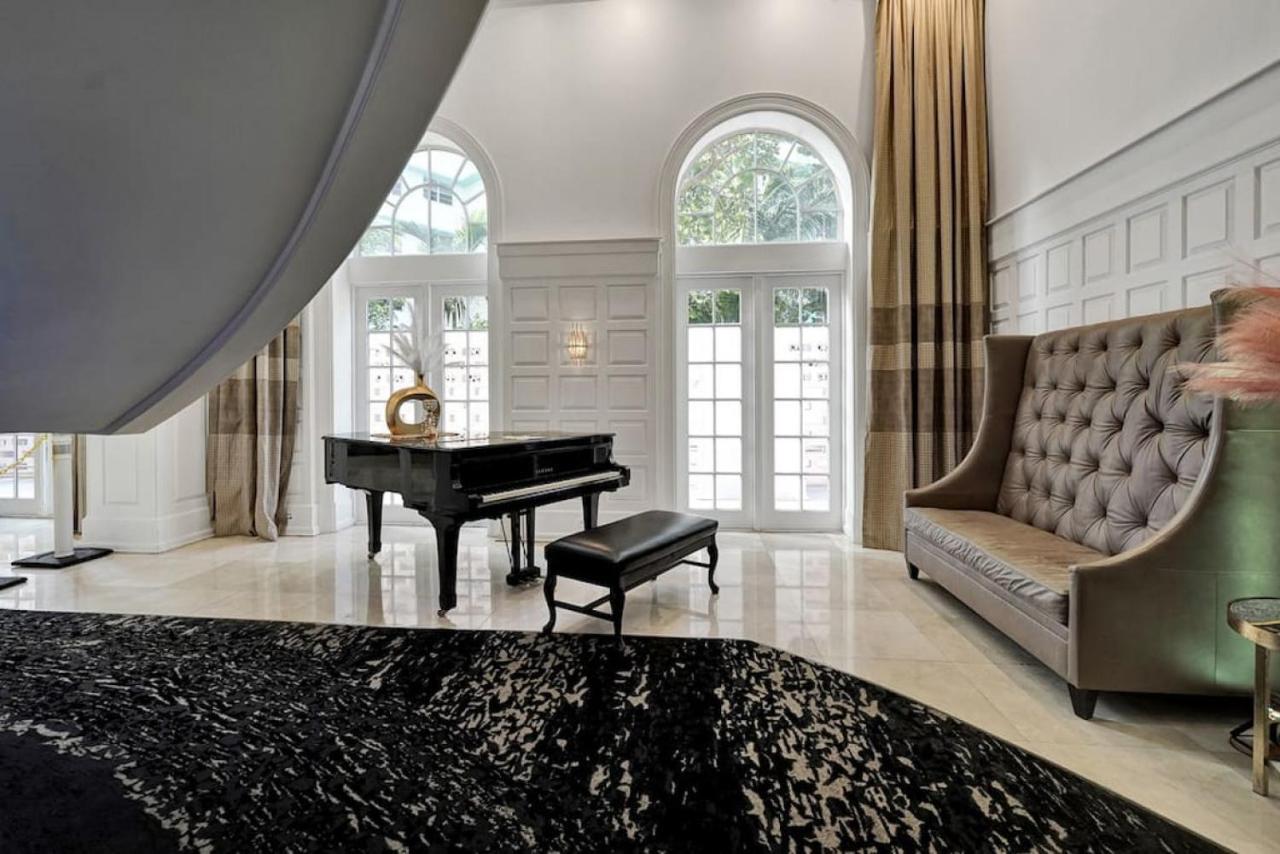 Spacious Ocean View Service 803 Apartamento
